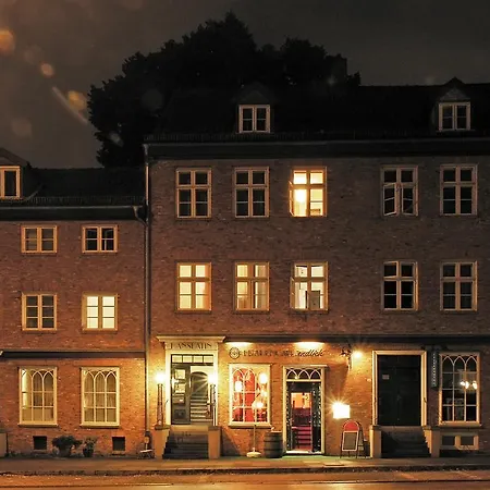 Frauenhotel Hanseatin - Women Only-2